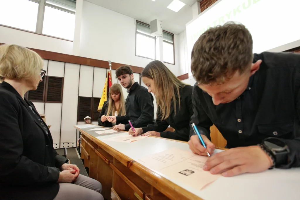 Immatrykulacje studentów I roku Wydziału WFiS, kierunków: Wychowanie Fizyczne i Turystyka i Rekreacja