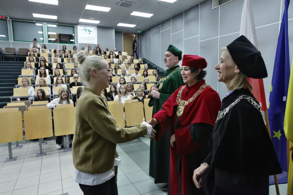 Immatrykulacje studentów I roku Wydziału Fizjoterapii, kierunków: Kosmetologia i Terapia Zajęciowa