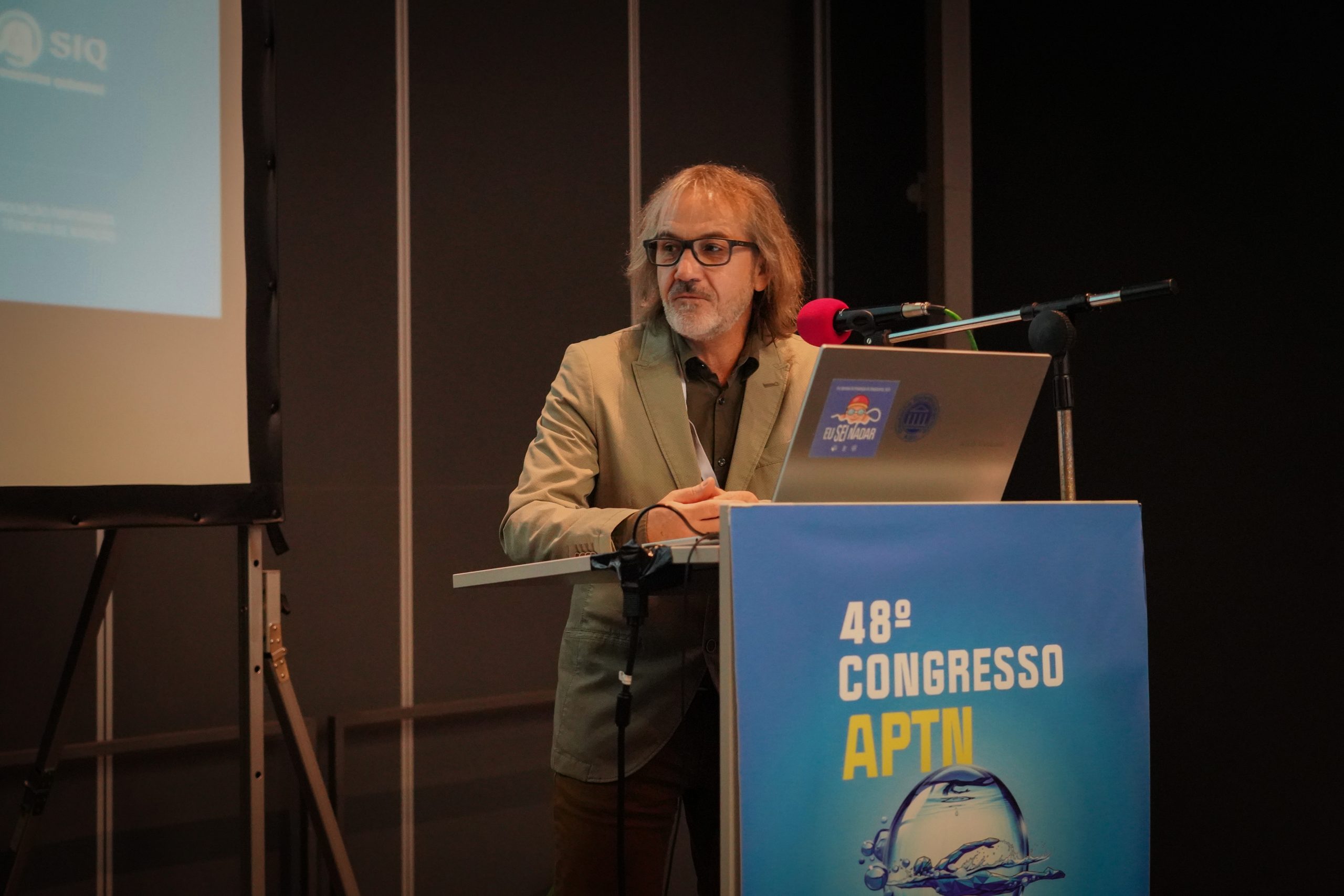 Profesor Marek Rejman z AWF Wrocław na Międzynarodowym Kongresie Trenerów Pływania w Portugalii