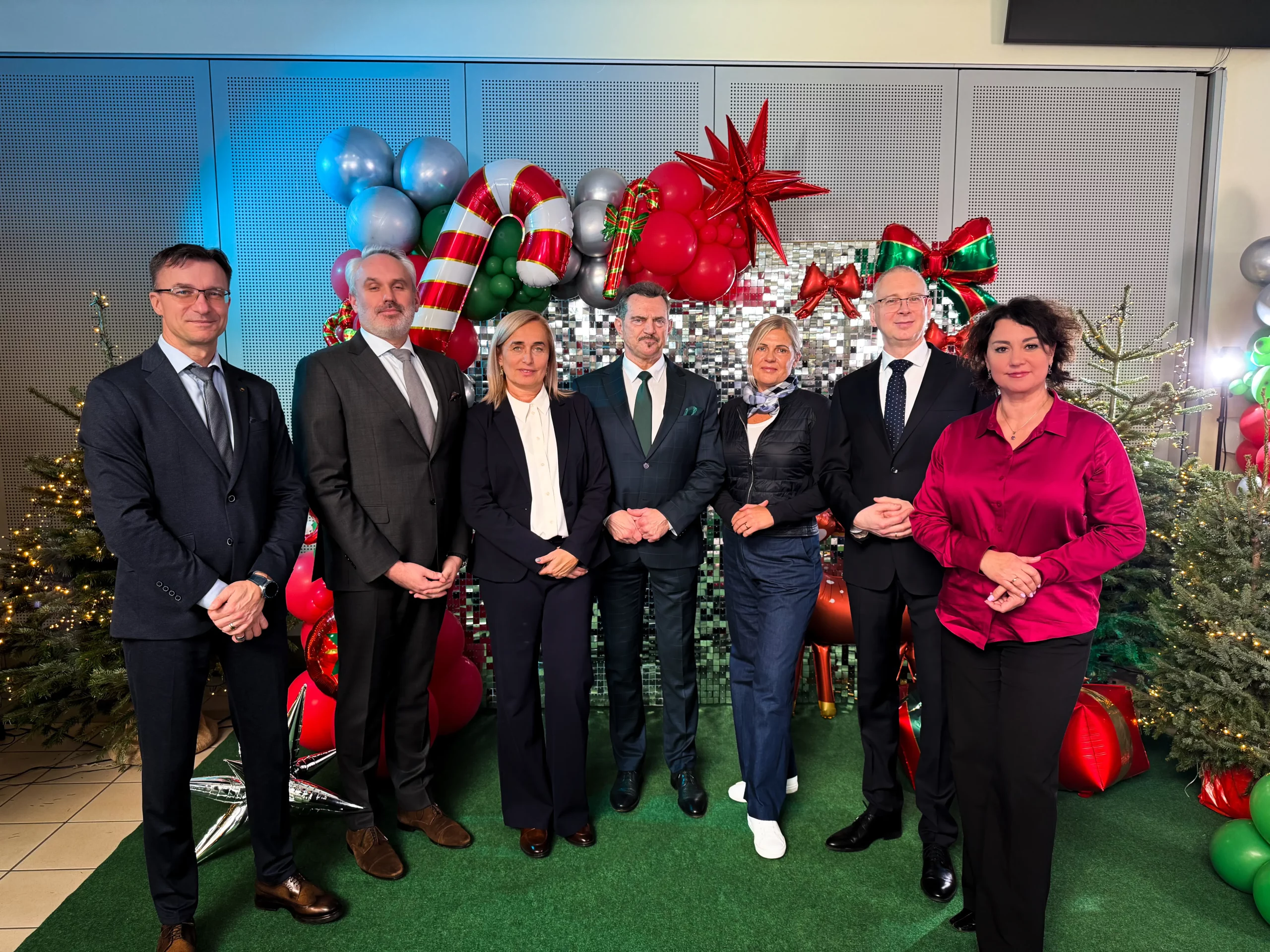 Życzenia z okazji Świąt Bożego Narodzenia i Nowego Roku