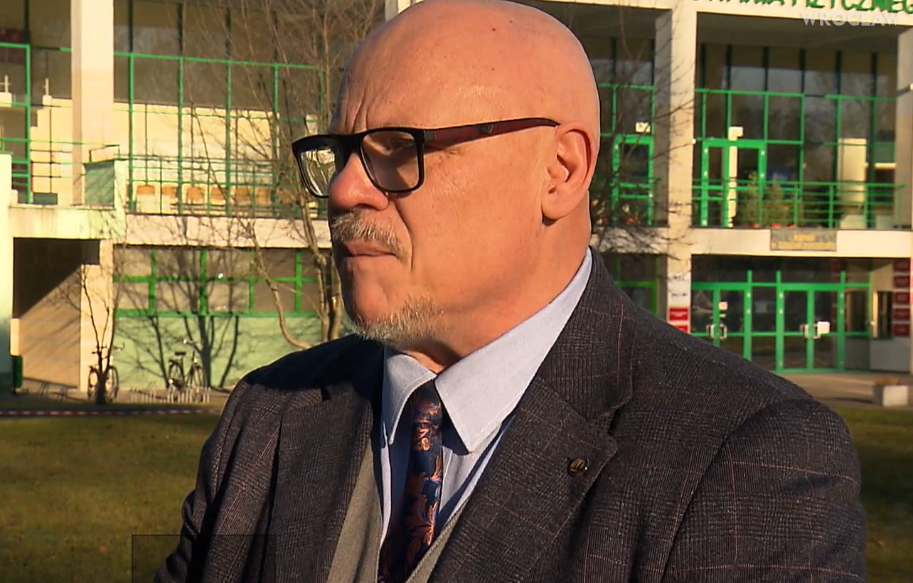 Poradniki bezpieczeństwa trafią do naszych skrzynek na listy. Warto się z nimi zapoznać – mówi ekspert ds. bezpieczeństwa dr R. Gwardyński