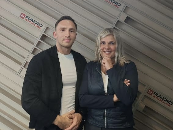 AWF Wrocław stara się o środki na remont zabytkowego Stadionu Lekkoatletycznego – Prorektor Aneta Stosik i dr Adrian Weber zaproszeni do debaty w Radiu Wrocław